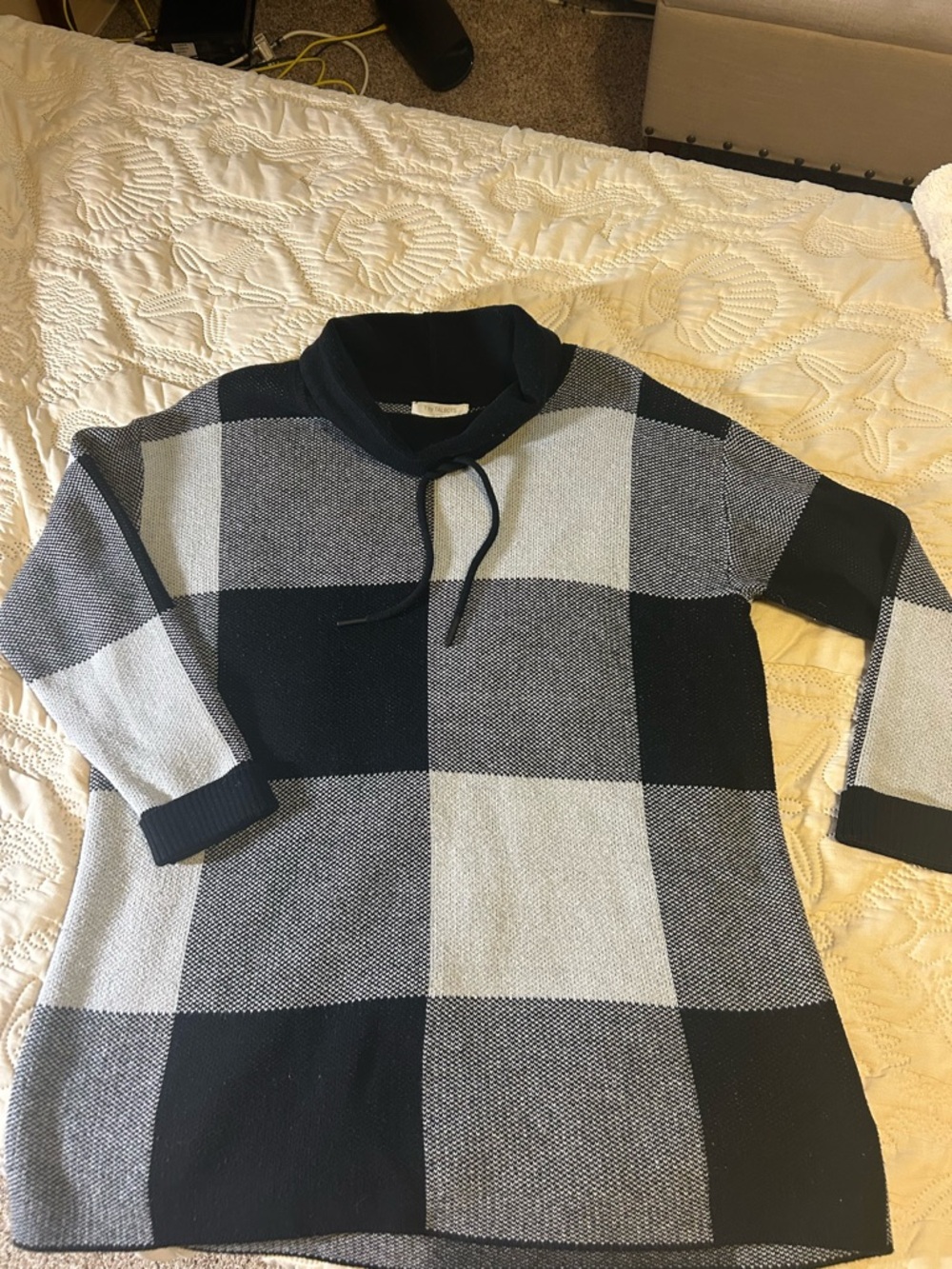 Womens T by Talbots Black and Gray Checked Pullover Sweater